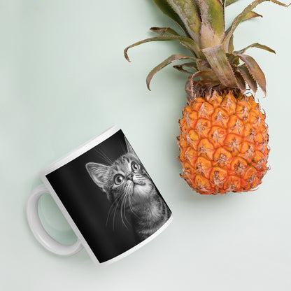 Illustration minimaliste de chaton sur mug noir