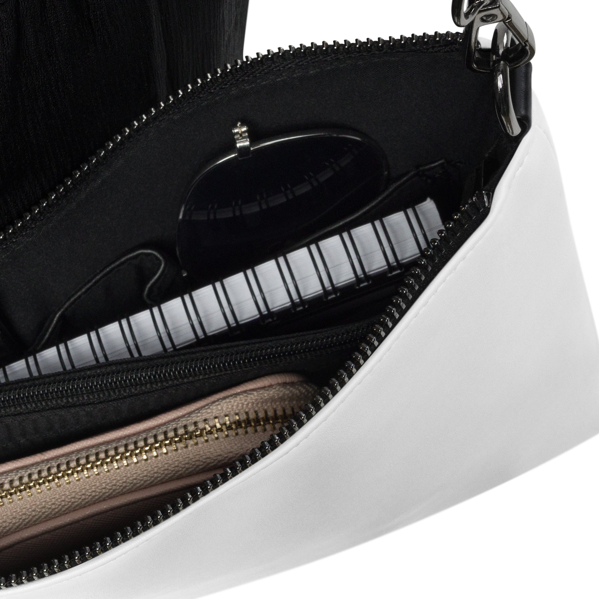 Sac en bandoulière "Beauté Grunge" - vue intérieure avec compartiments de rangement