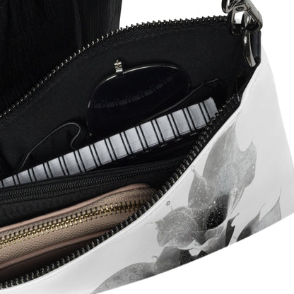 Sac poétique au motif floral en noir et blanc, signé Le Lama qui rit. Vue intérieur