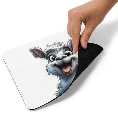 Tapis de souris Super Lama sur un bureau moderne, motivation assurée